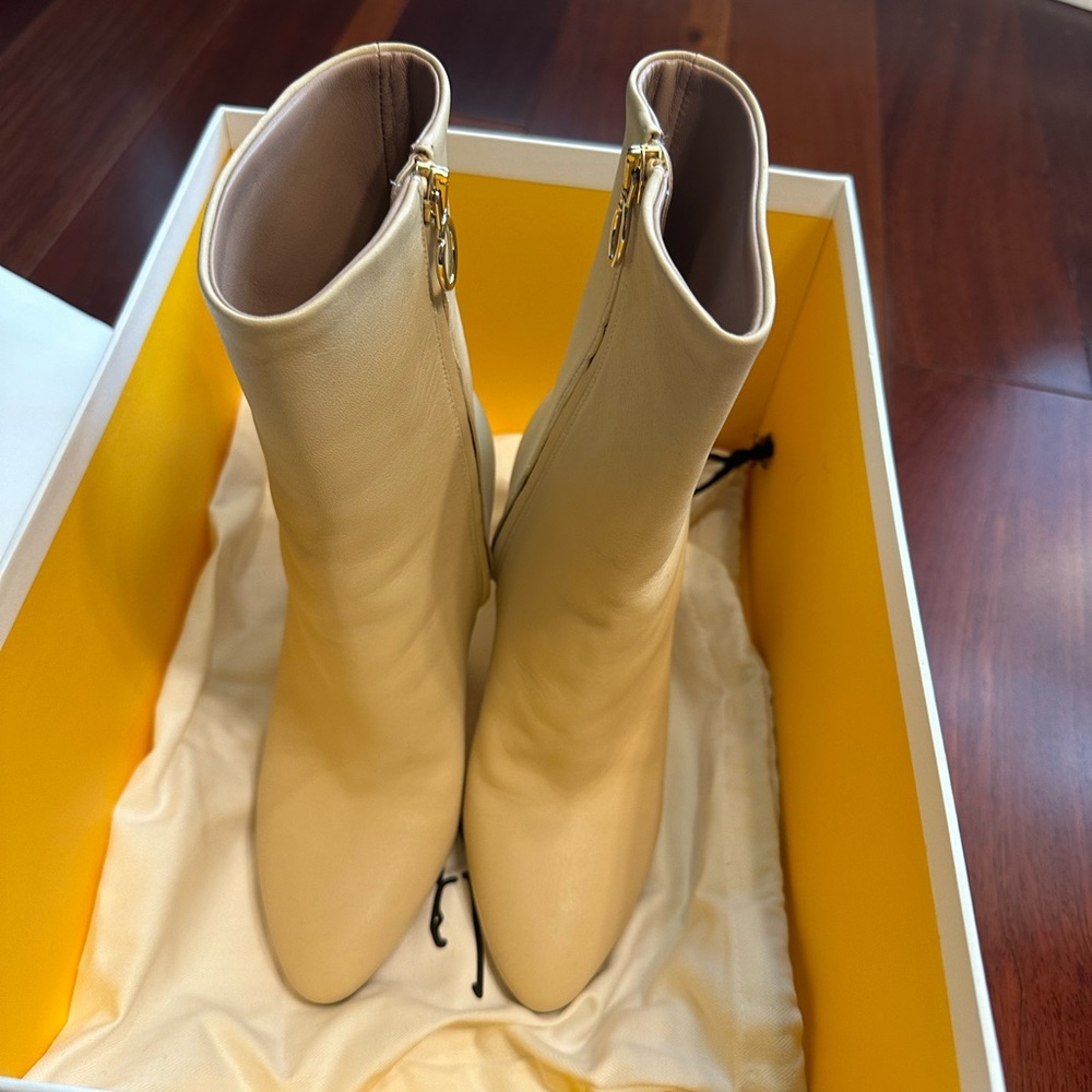 Oscar de la Renta nude booties 36 1/2 36.5 NIB